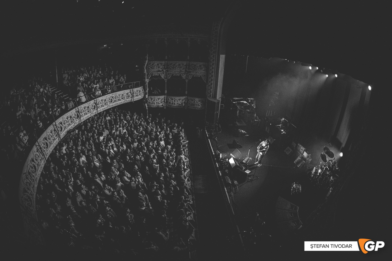 Marcus Mumford 3OIympia Theatre 28 November 2022 Stefan Tivodar-1838