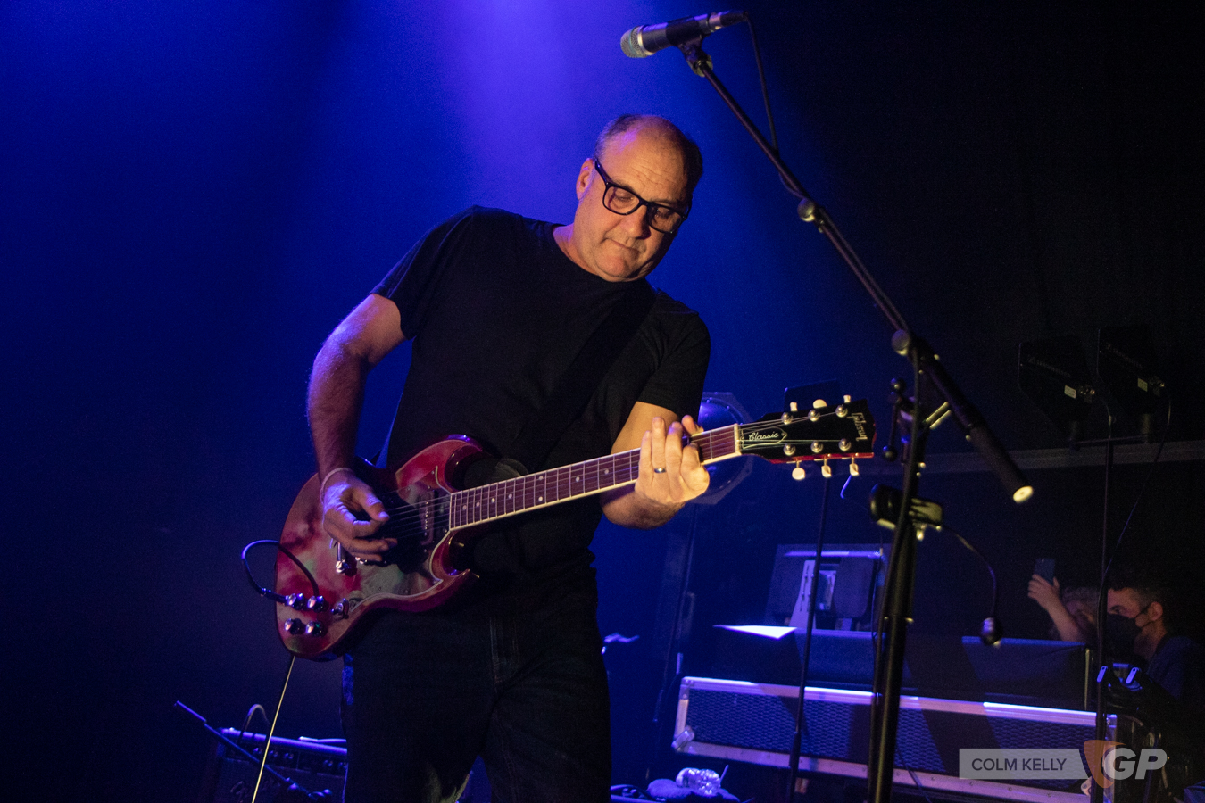 Pavement at Vicar Street, Dublin 10.11.2022 Copyright Colm Kelly