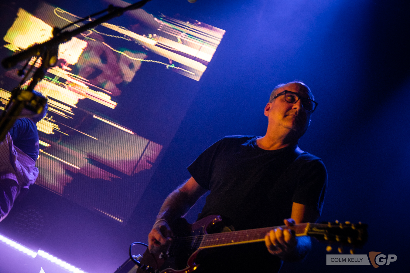 Pavement at Vicar Street, Dublin 10.11.2022 Copyright Colm Kelly