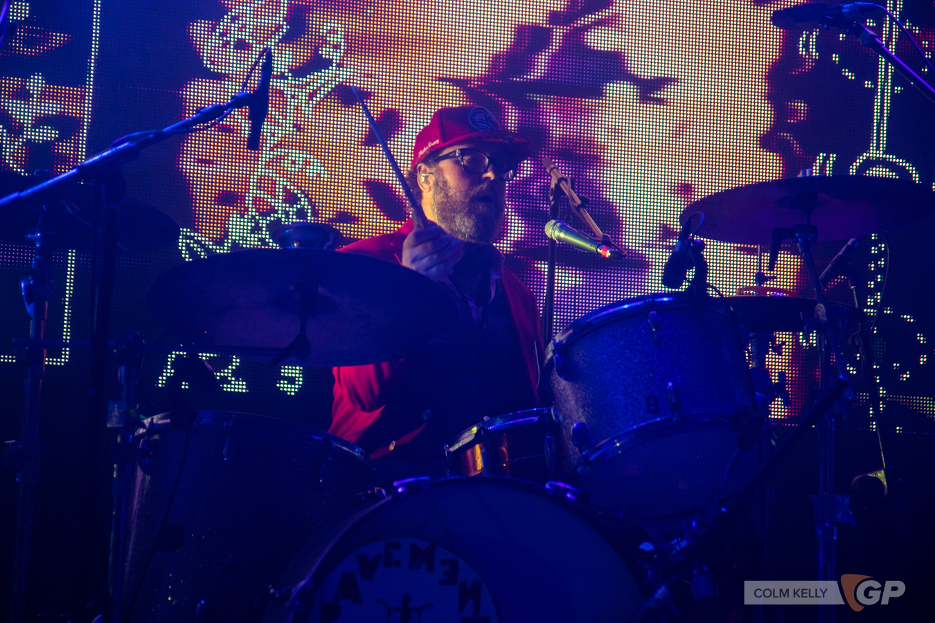 Pavement at Vicar Street, Dublin 10.11.2022 Copyright Colm Kelly