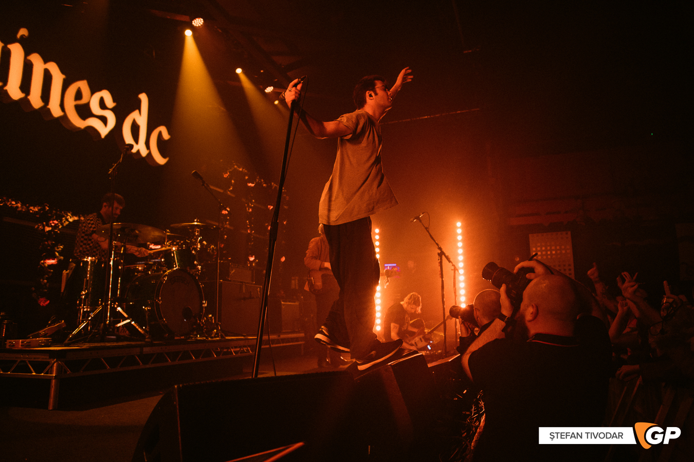 Fontaines DC Vicar Street 30 November 2022 Stefan Tivodar-3185