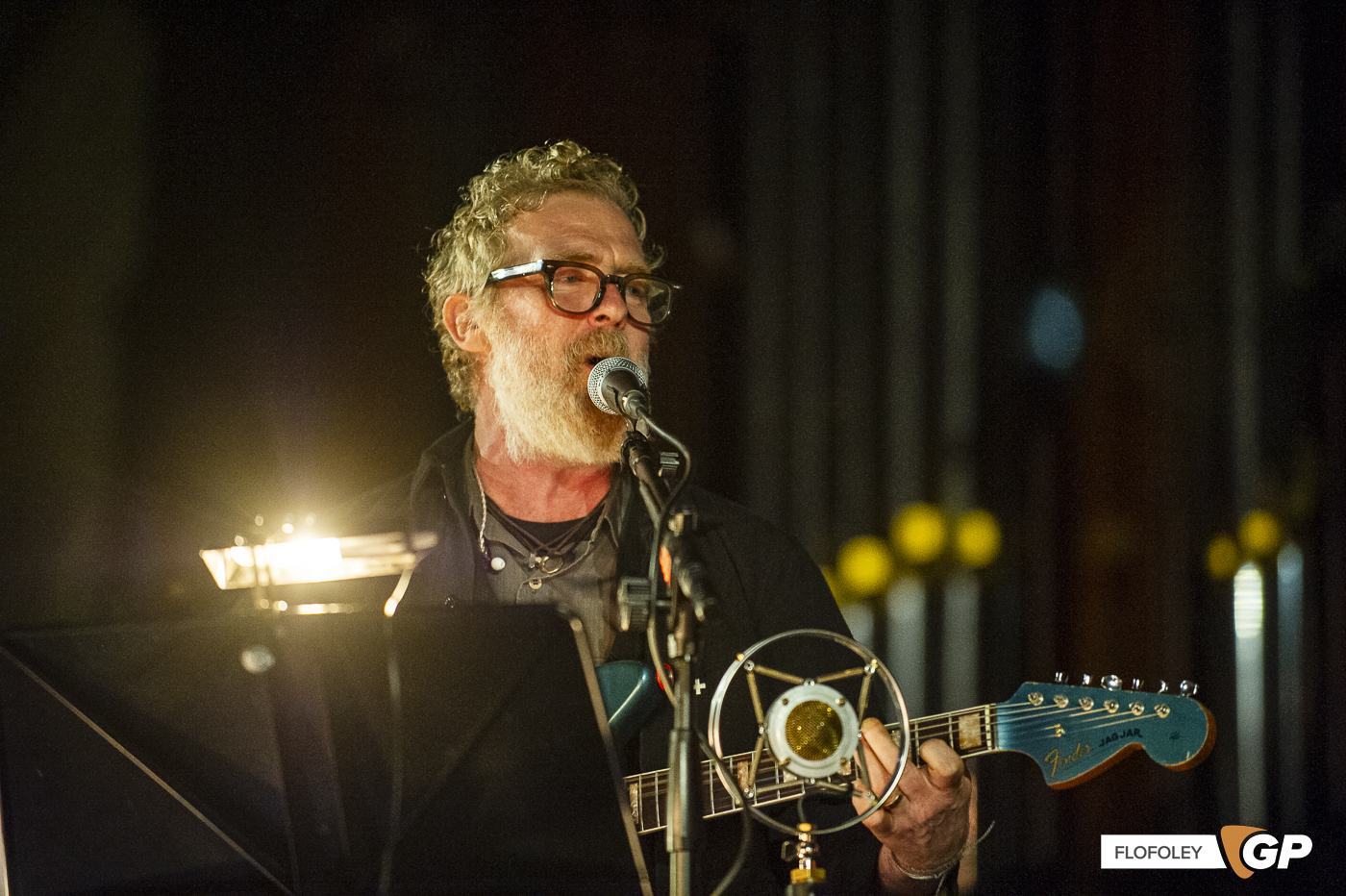 Glen Hansard at St Canices Cathedral, Kilkenny, Photographer Ciaran Foley, 08-12-2022-27