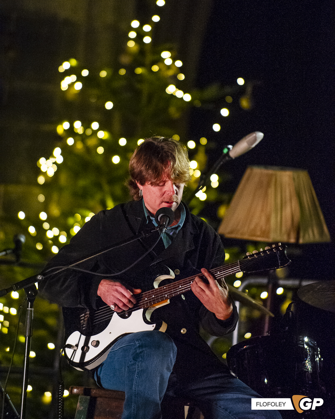 Glen Hansard at St Canices Cathedral, Kilkenny, Photographer Ciaran Foley, 08-12-2022-3