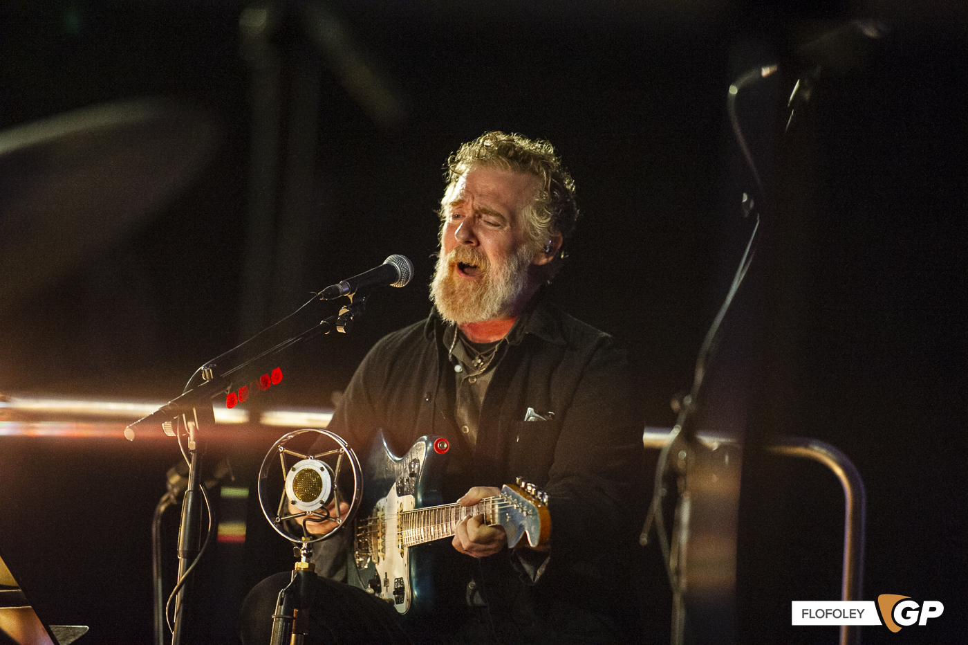 Glen Hansard at St Canices Cathedral, Kilkenny, Photographer Ciaran Foley, 08-12-2022-31