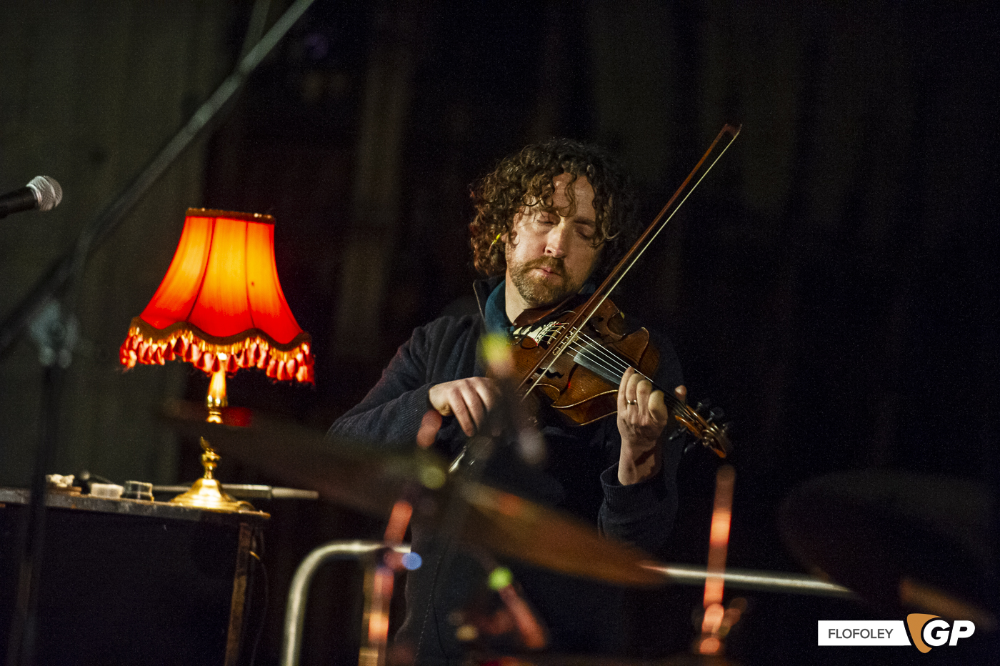 Glen Hansard at St Canices Cathedral, Kilkenny, Photographer Ciaran Foley, 08-12-2022-39