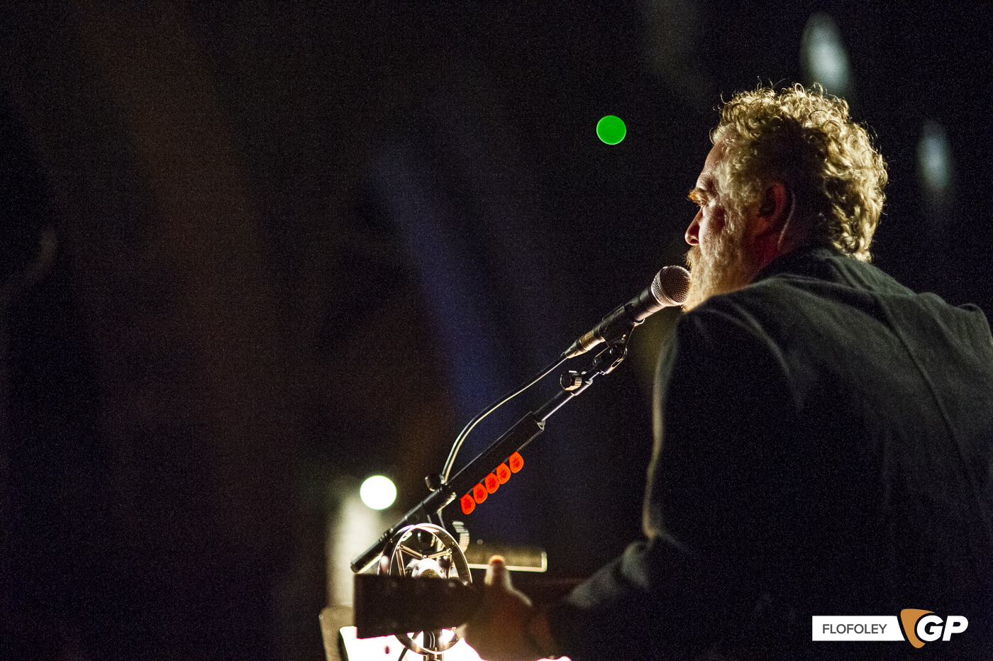 Glen Hansard at St Canices Cathedral, Kilkenny, Photographer Ciaran Foley, 08-12-2022-53