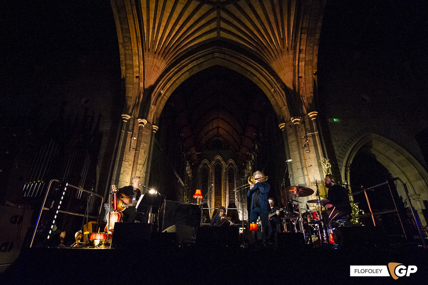 Glen Hansard at St Canices Cathedral, Kilkenny, Photographer Ciaran Foley, 08-12-2022-62