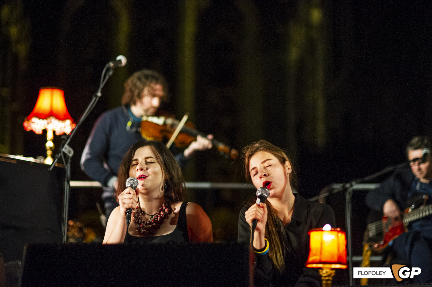 Glen Hansard at St Canices Cathedral, Kilkenny, Photographer Ciaran Foley, 08-12-2022-64