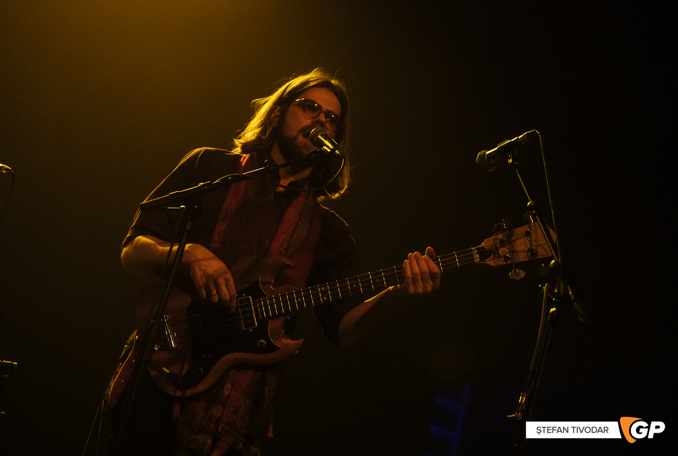 Tau & The Drones of Praise 3Olympia Theatre 5 December 2022 2022 Stefan Tivodar-8115