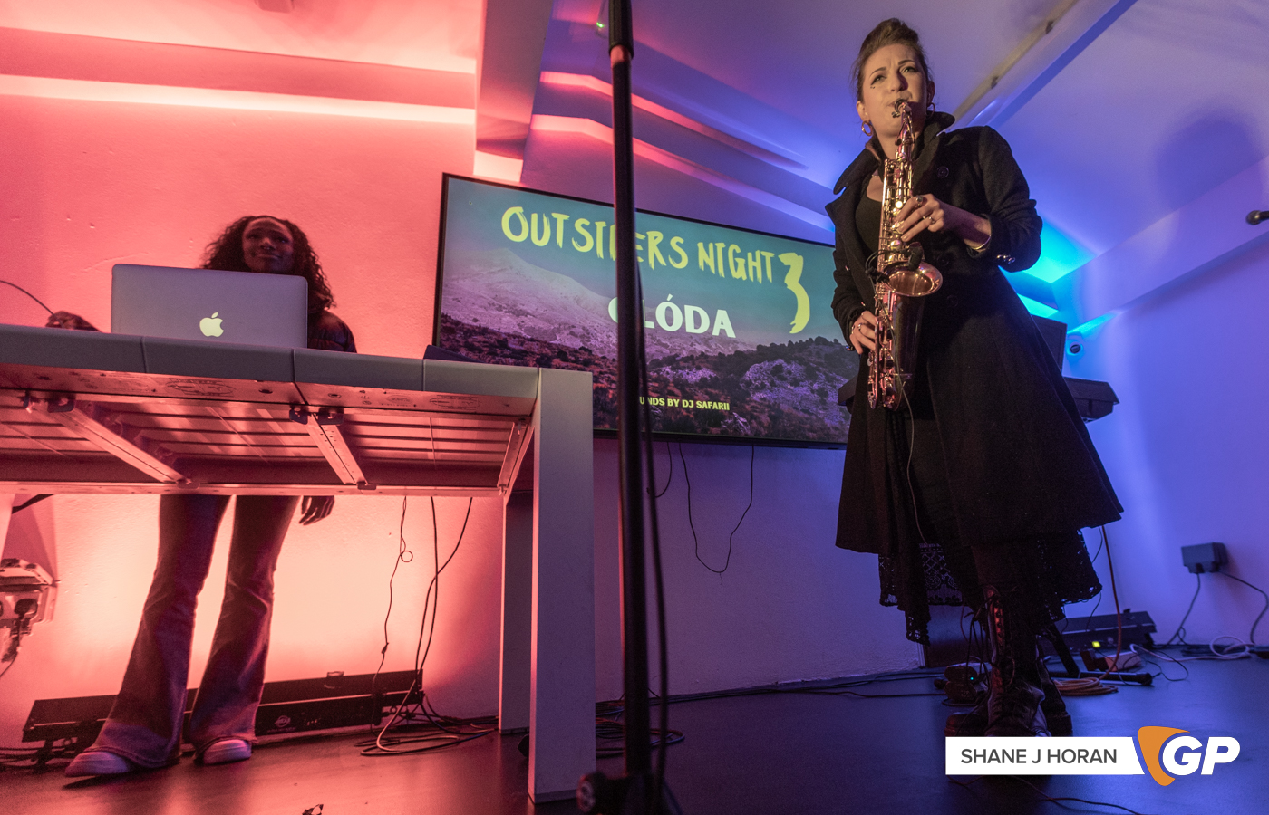 Cloda, Wavelength, Shane J Horan, 20-01-23 -7