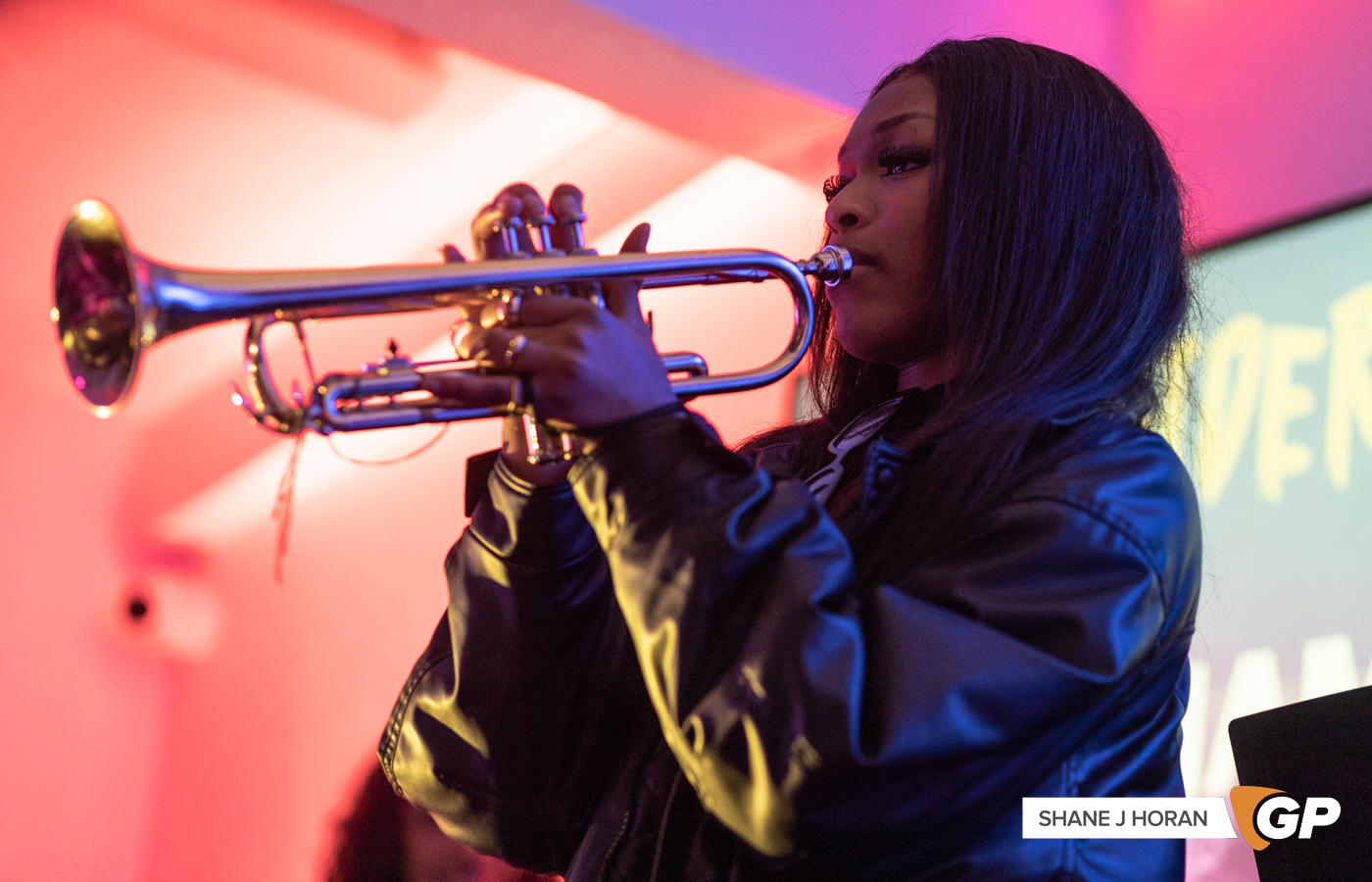 Diamond, Wavelength, Shane J Horan, 20-01-23 -4