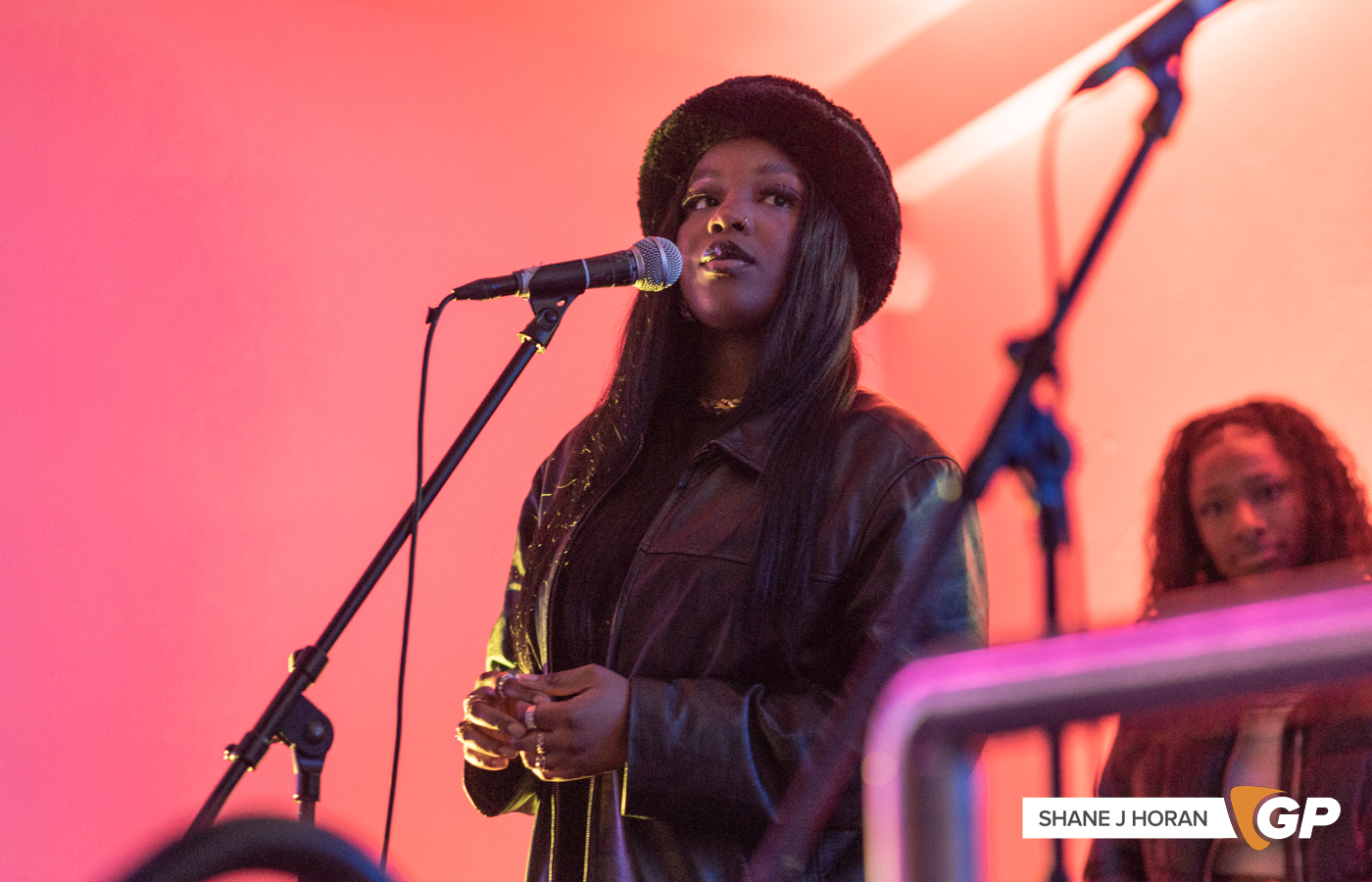 Diamond, Wavelength, Shane J Horan, 20-01-23 -5