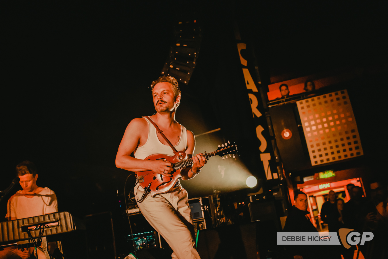 TallestManOnEarth_VicarStDublin_byDebHickey10