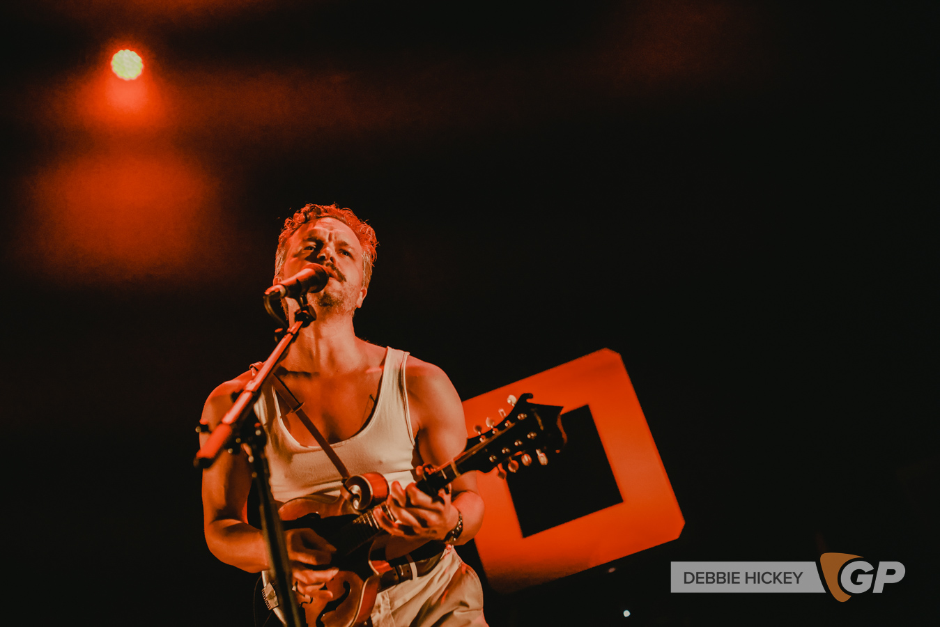 TallestManOnEarth_VicarStDublin_byDebHickey11