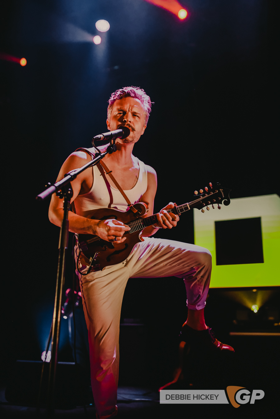 TallestManOnEarth_VicarStDublin_byDebHickey15