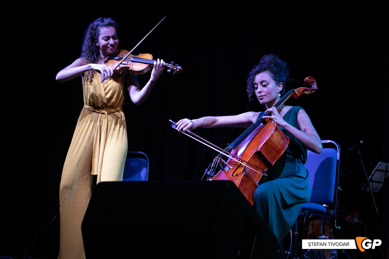 The Ayoub Sisters The Liberty Hall Theatre 12 ApriI 2023 Stefan Tivodar-61324