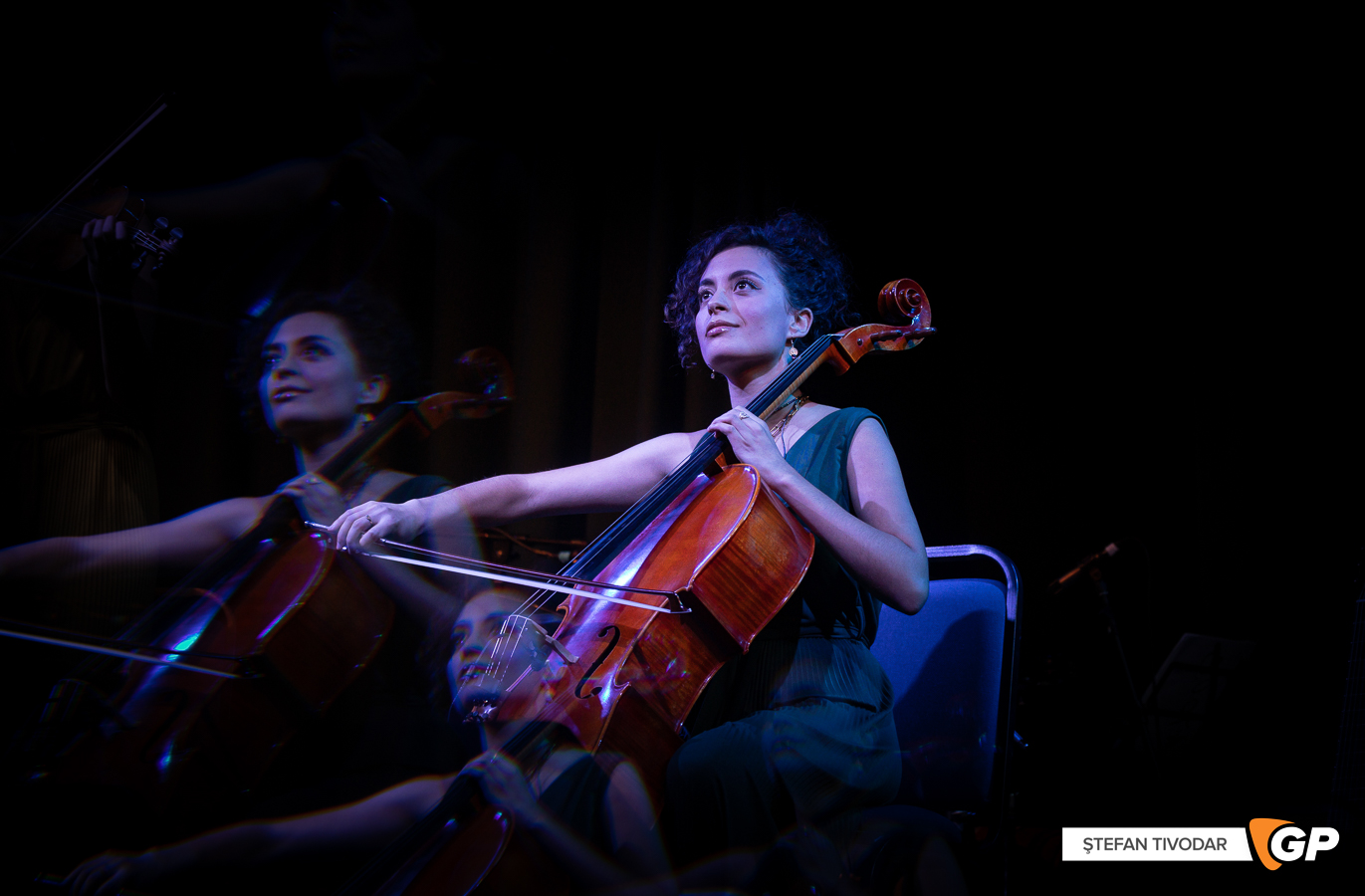 The Ayoub Sisters The Liberty Hall Theatre 12 ApriI 2023 Stefan Tivodar-61342