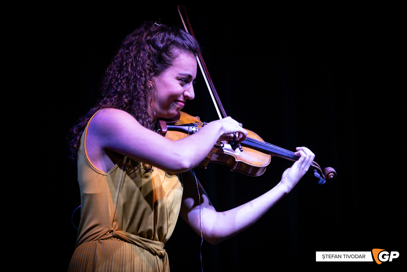 The Ayoub Sisters The Liberty Hall Theatre 12 ApriI 2023 Stefan Tivodar-61463