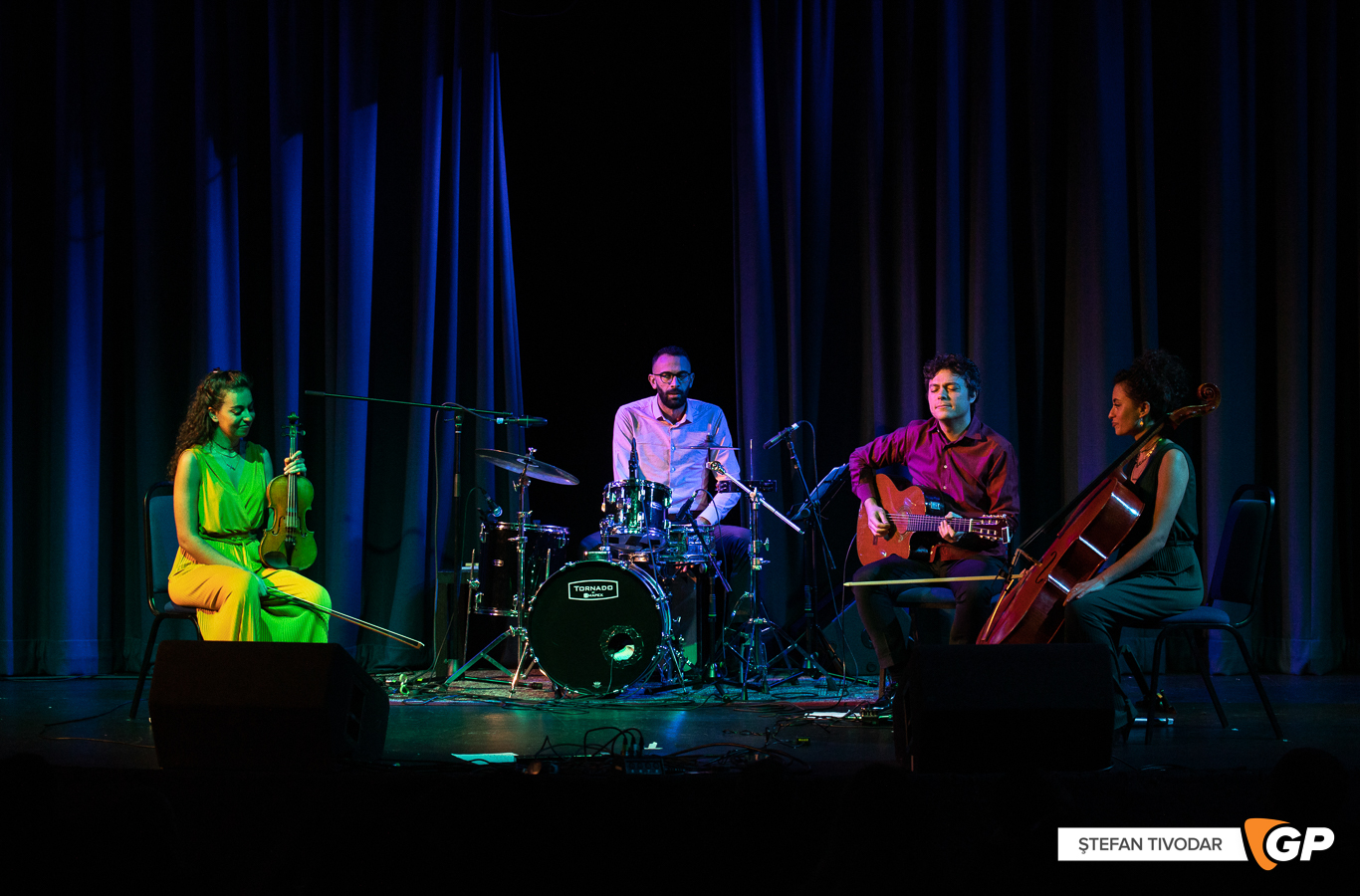 The Ayoub Sisters The Liberty Hall Theatre 12 ApriI 2023 Stefan Tivodar-62063