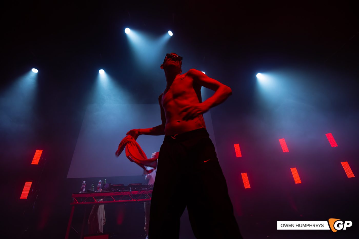 Mango X Mathman at Vicar Street. Photo by Owen Humphreys www.owen.ie