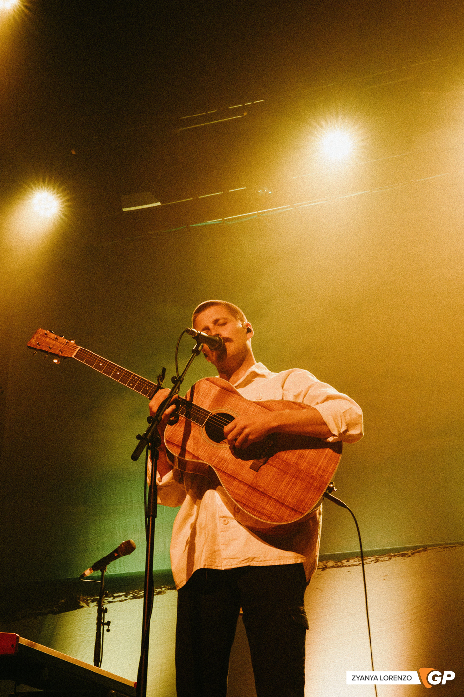 Ziggy Alberts live at the Olympia, Dublin. Photographed by Zyanya Lorenzo.