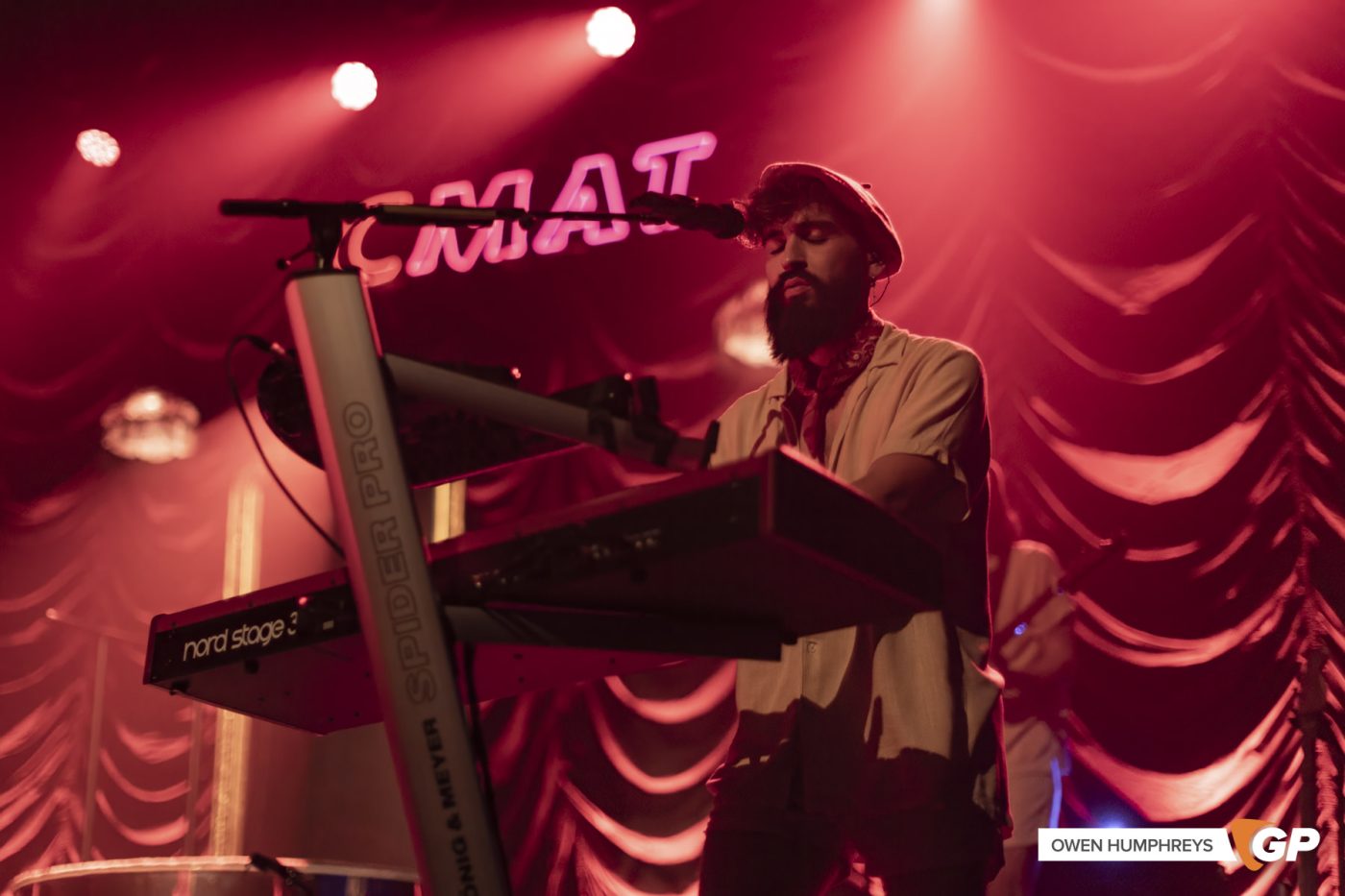 CMAT at The 3Olympia Theatre. Photo by Owen Humphreys www.owen.ie