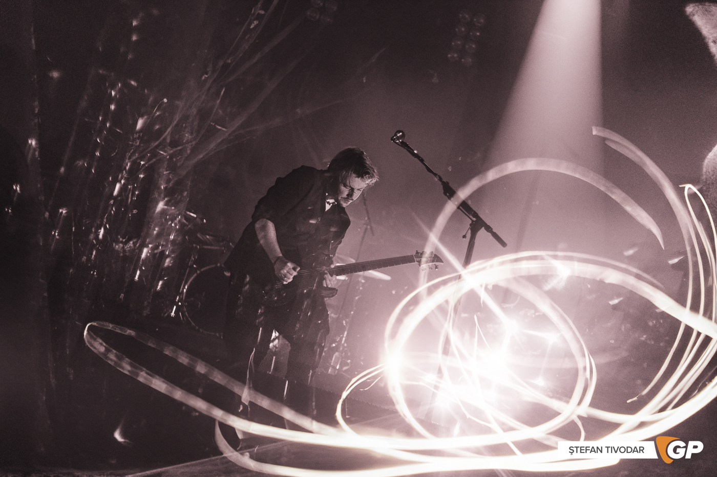 Nothing But Thieves 3Olympia Theatre 19 November 2023 Stefan Tivodar–13