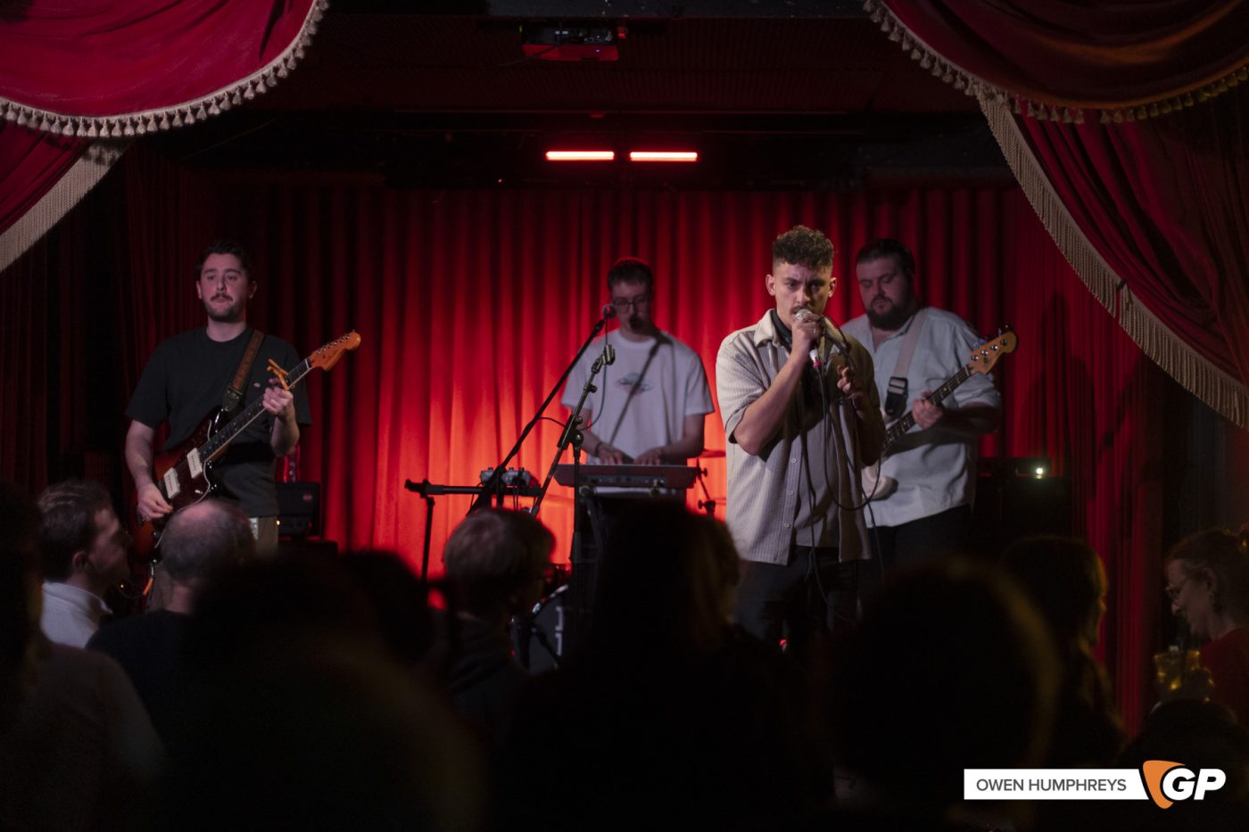 Borderline Festival at The Workmans Club. Photo by Owen Humphreys www.owen.ie-47