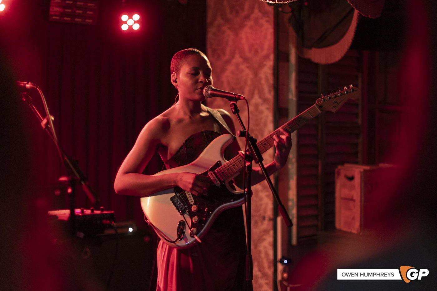 Borderline Festival at The Workmans Club. Photo by Owen Humphreys www.owen.ie-9