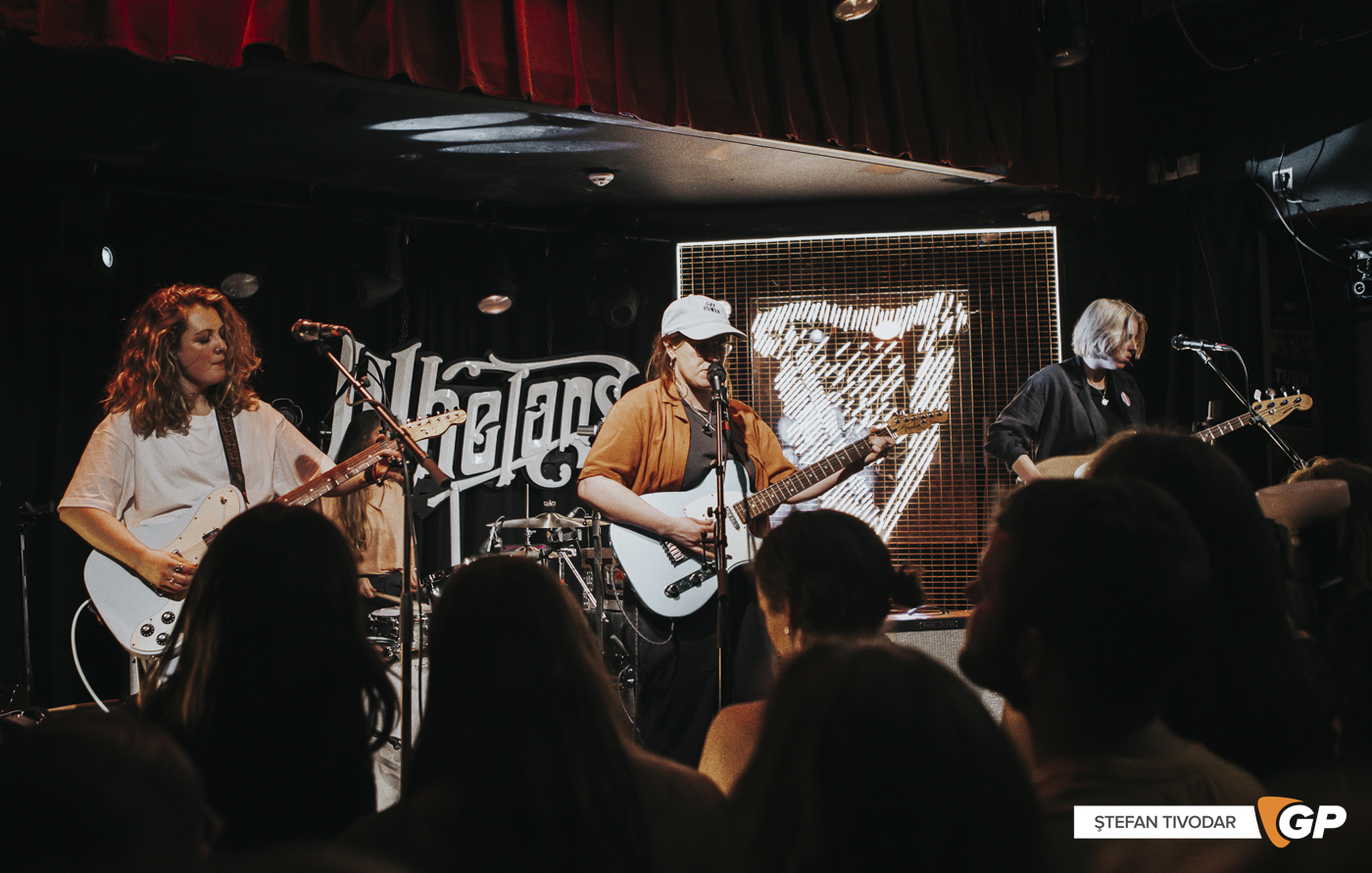 Pillow Queens Guiness Live & Rising – Fanning at Whelan’s 31 January 2024 Stefan Tivodar-66511