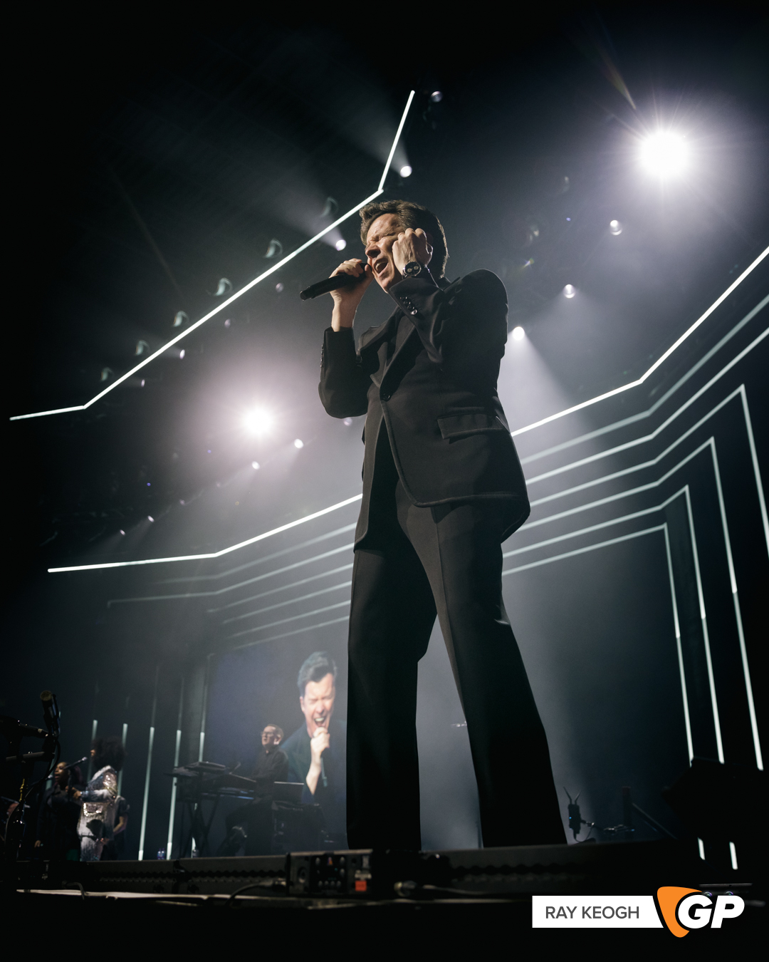 Rick Astley Photo By Ray Keogh-10