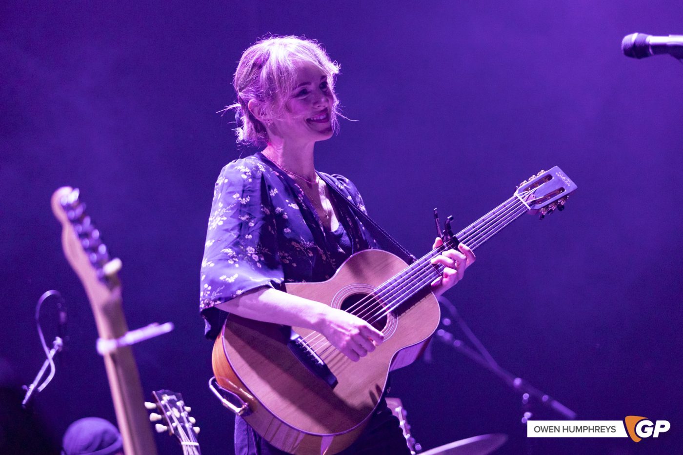 Gemma Hayes at Vicar Street. Photo by Owen Humphreys www.owen.ie