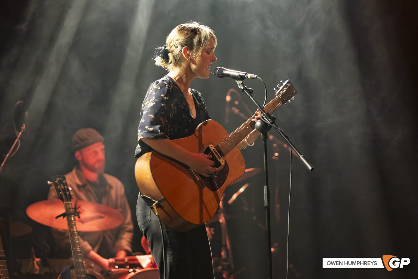 Gemma Hayes at Vicar Street. Photo by Owen Humphreys www.owen.ie