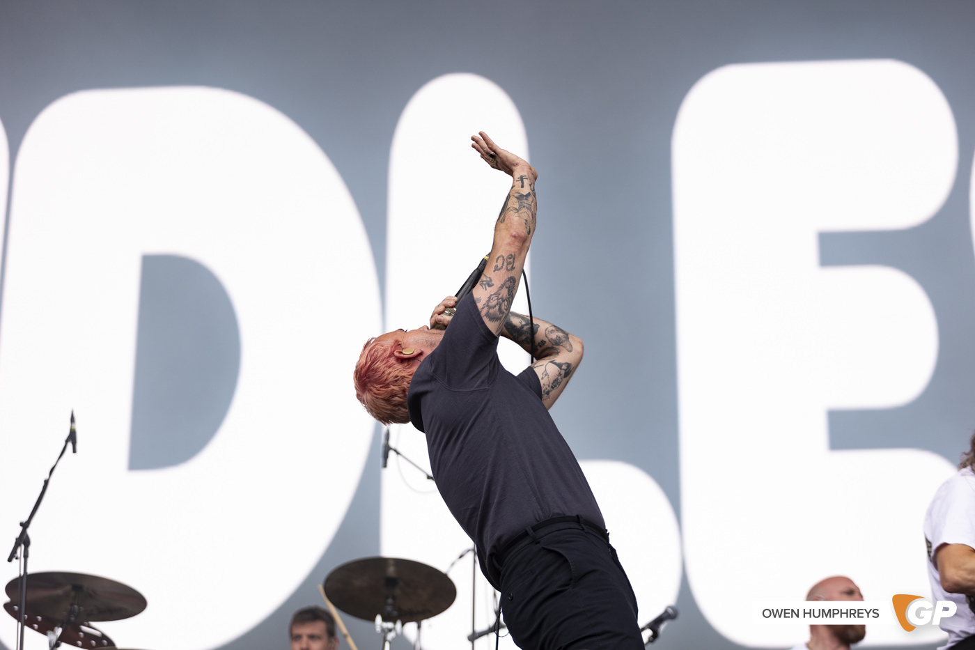 Idles at Malahinde Castle. Photo by Owen Humphreys www.owen.ie