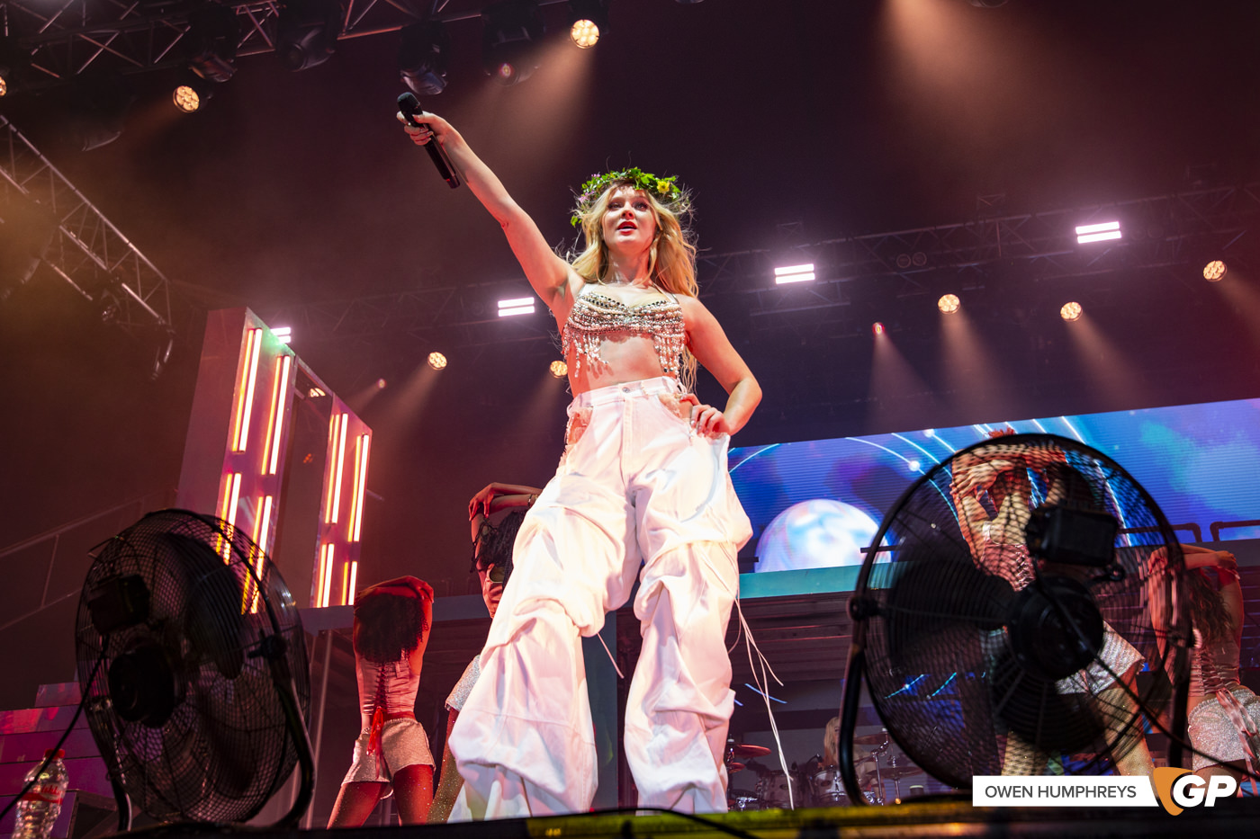 Zara Larsson at Fairview Park. Photo by Owen Humphreys www.owen.ie