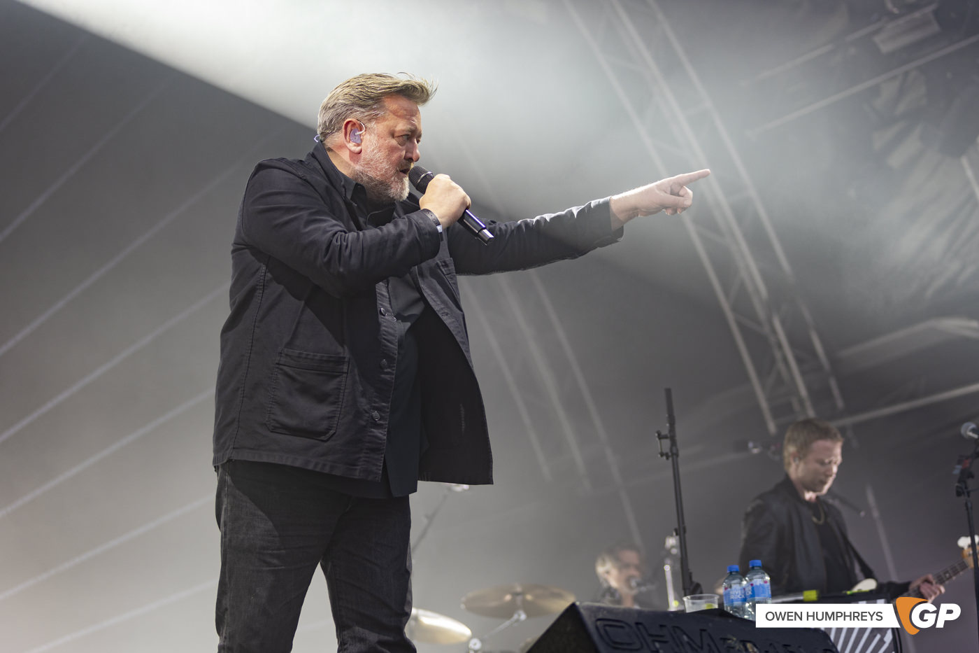 Elbow at Trinity College Dublin. Photo by Owen Humphreys www.owen.ie