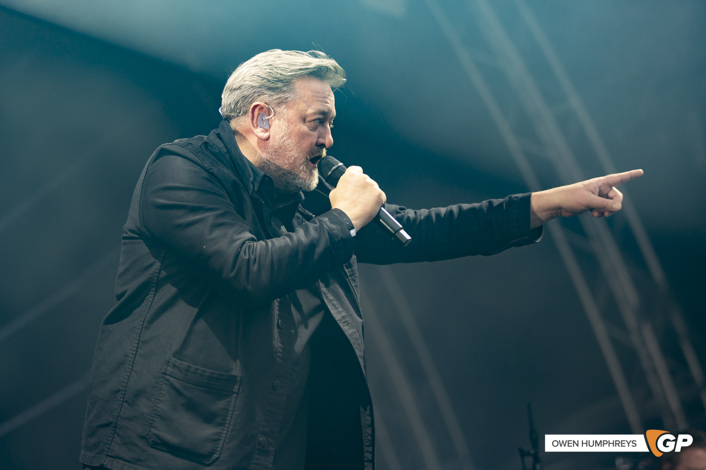 Elbow at Trinity College Dublin. Photo by Owen Humphreys www.owen.ie