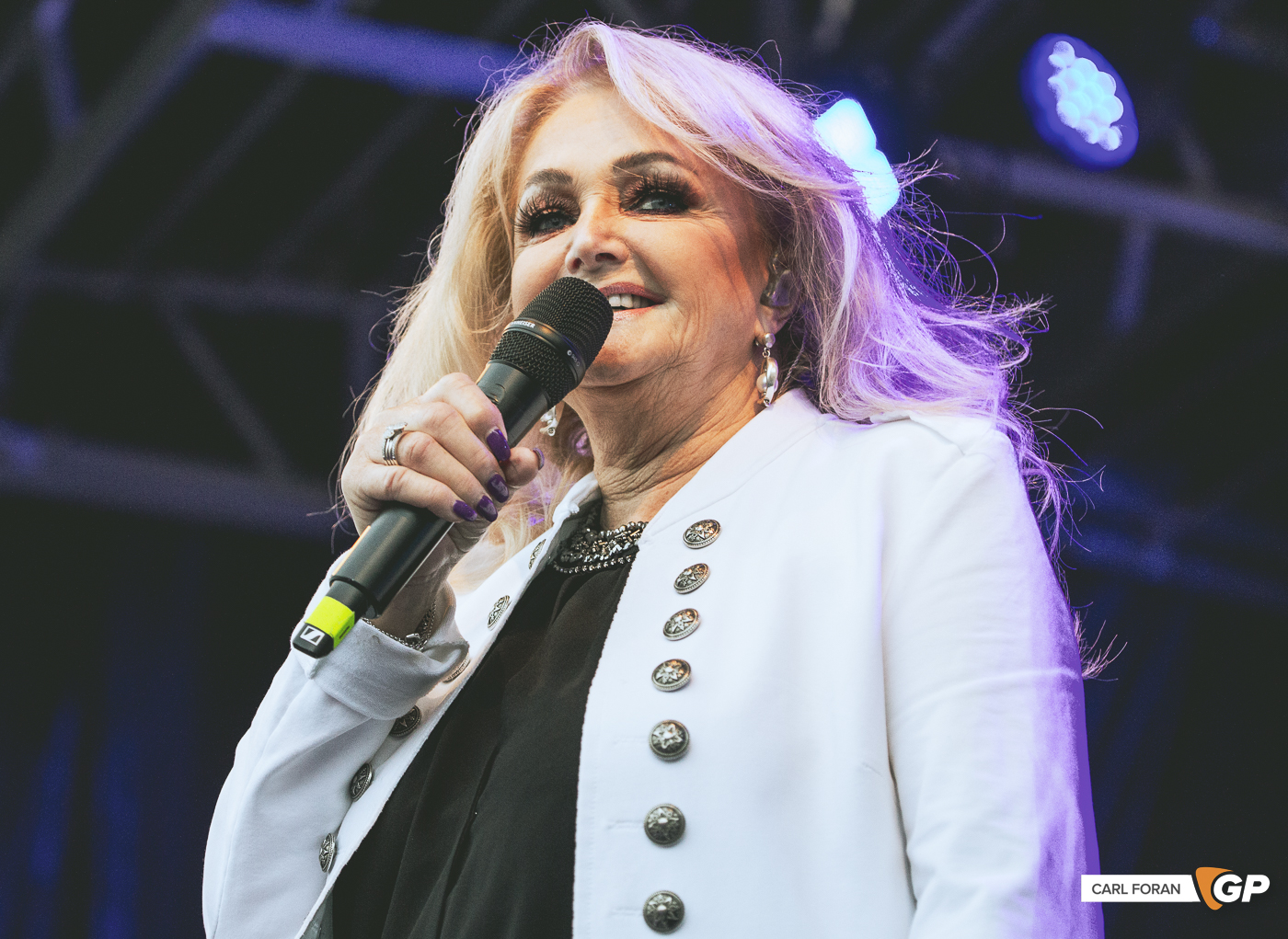 Bonnie Tyler Leopardstown racecourse -06