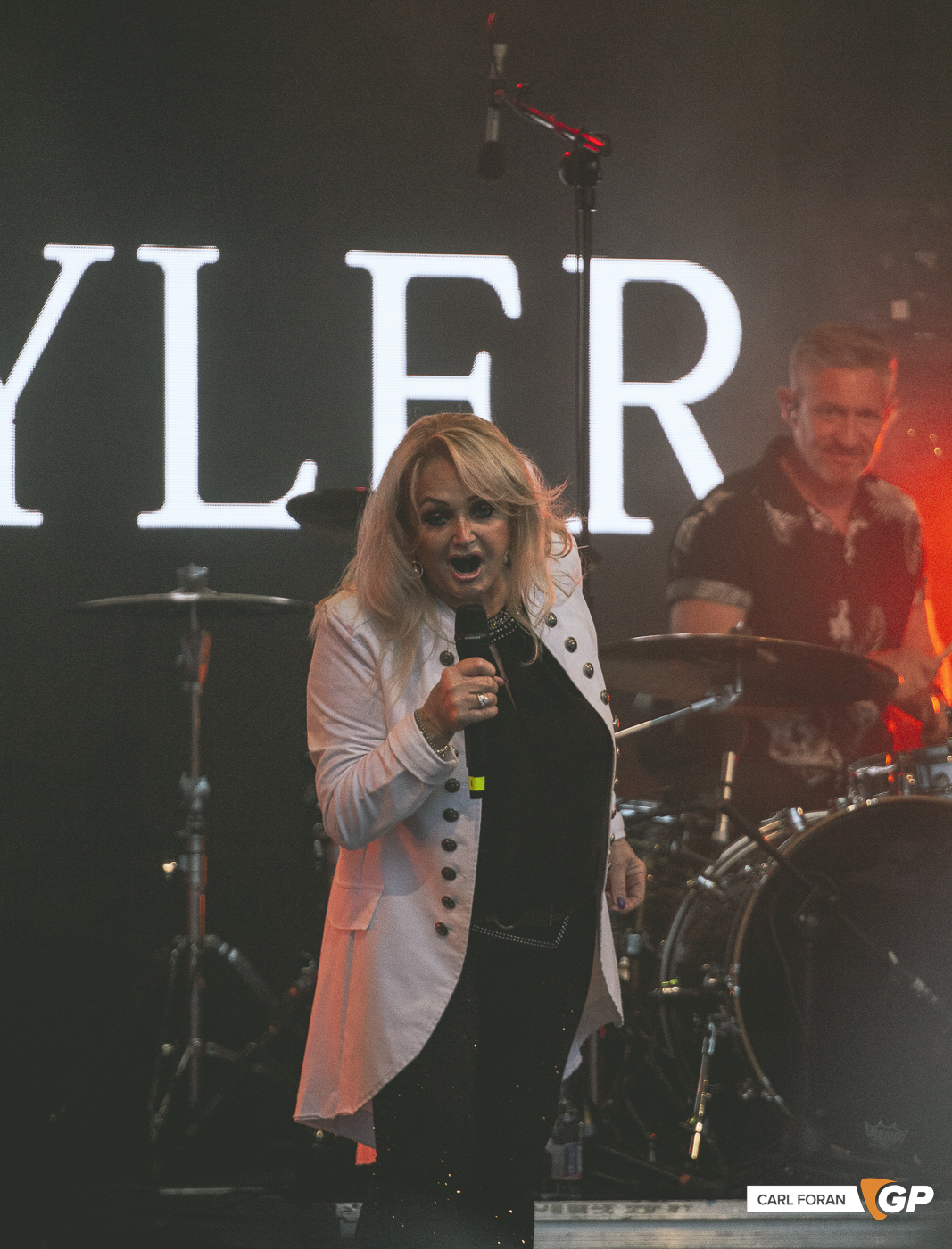 Bonnie Tyler Leopardstown racecourse -41