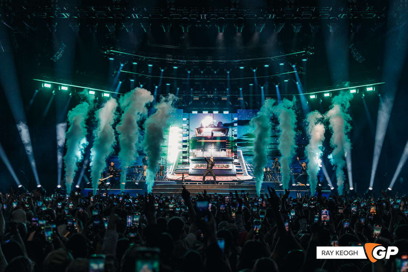Pitbull 3Arena Photo by Ray Keogh