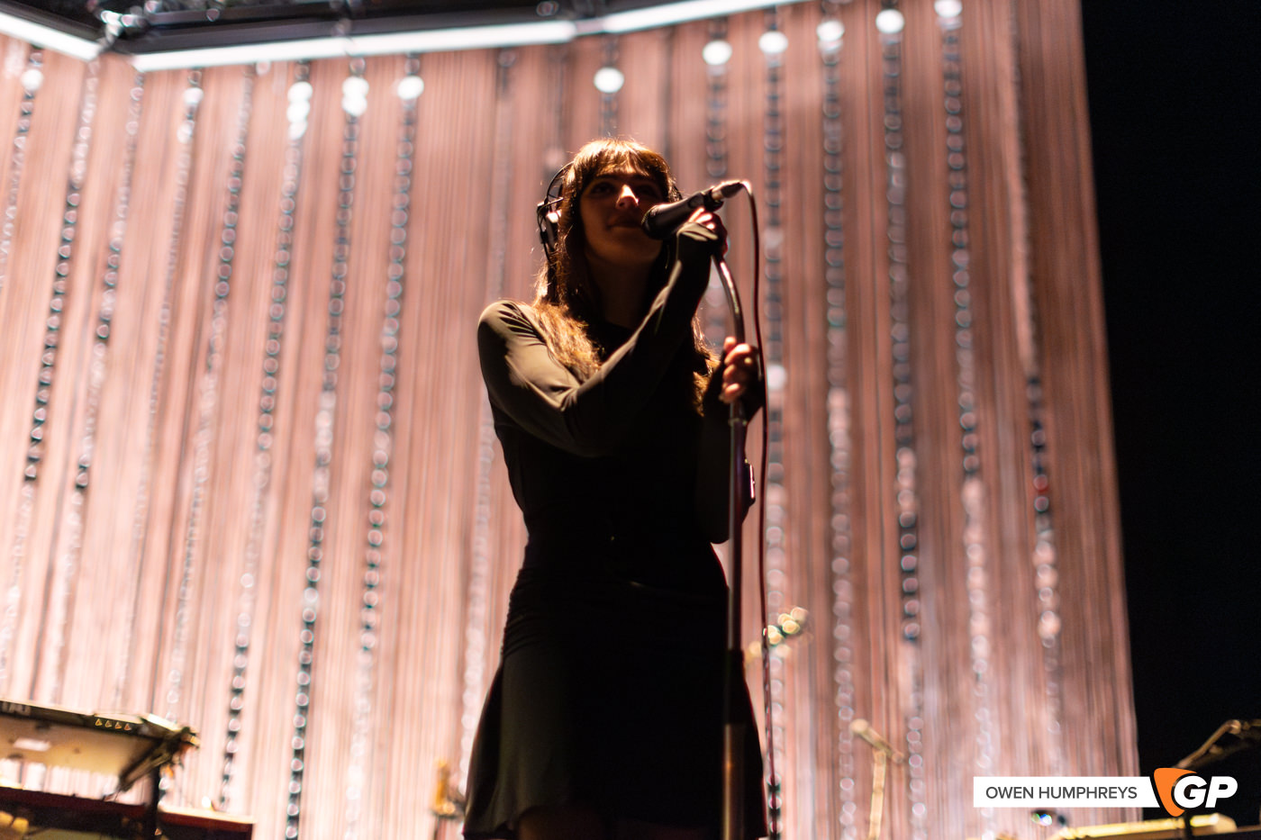 Clairo at 3Olympia Theatre. Photo by Owen Humphreys www.owen.ie