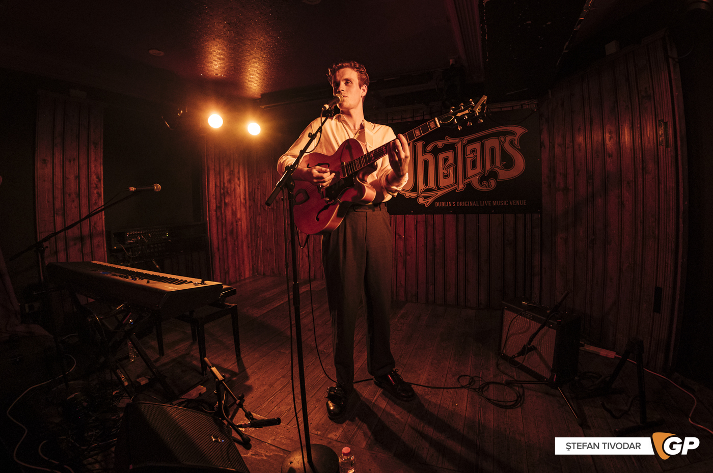 Sebastian Schub Upstairs Whelans 08 March 2025 Stefan Tivodar-2627