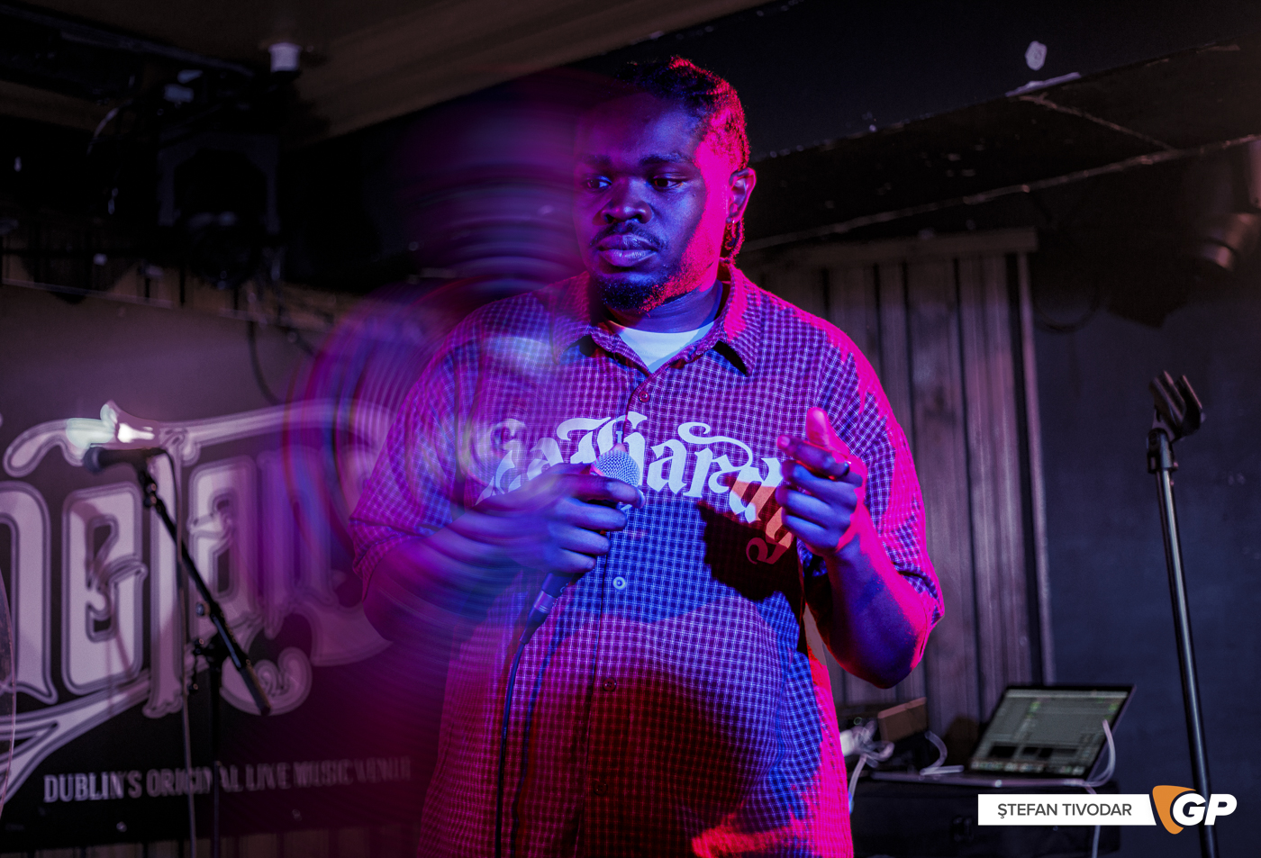 f3miii Upstairs Whelans 23 Apr 2025 Stefan Tivodar-1-4