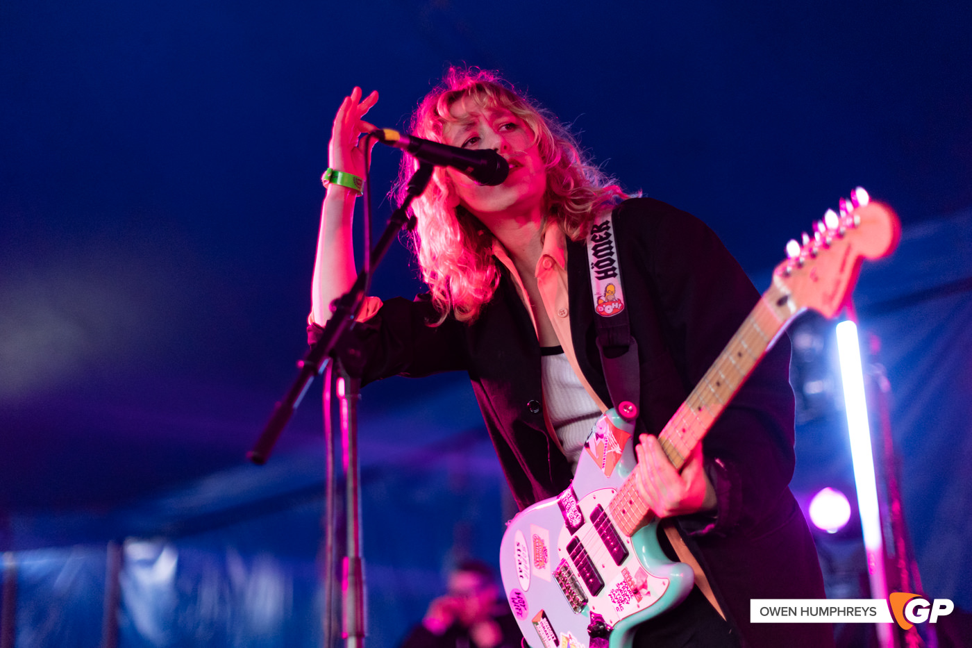 Lambrini Girls at in The Meadows. Photo by Owen Humphreys www.owen.ie