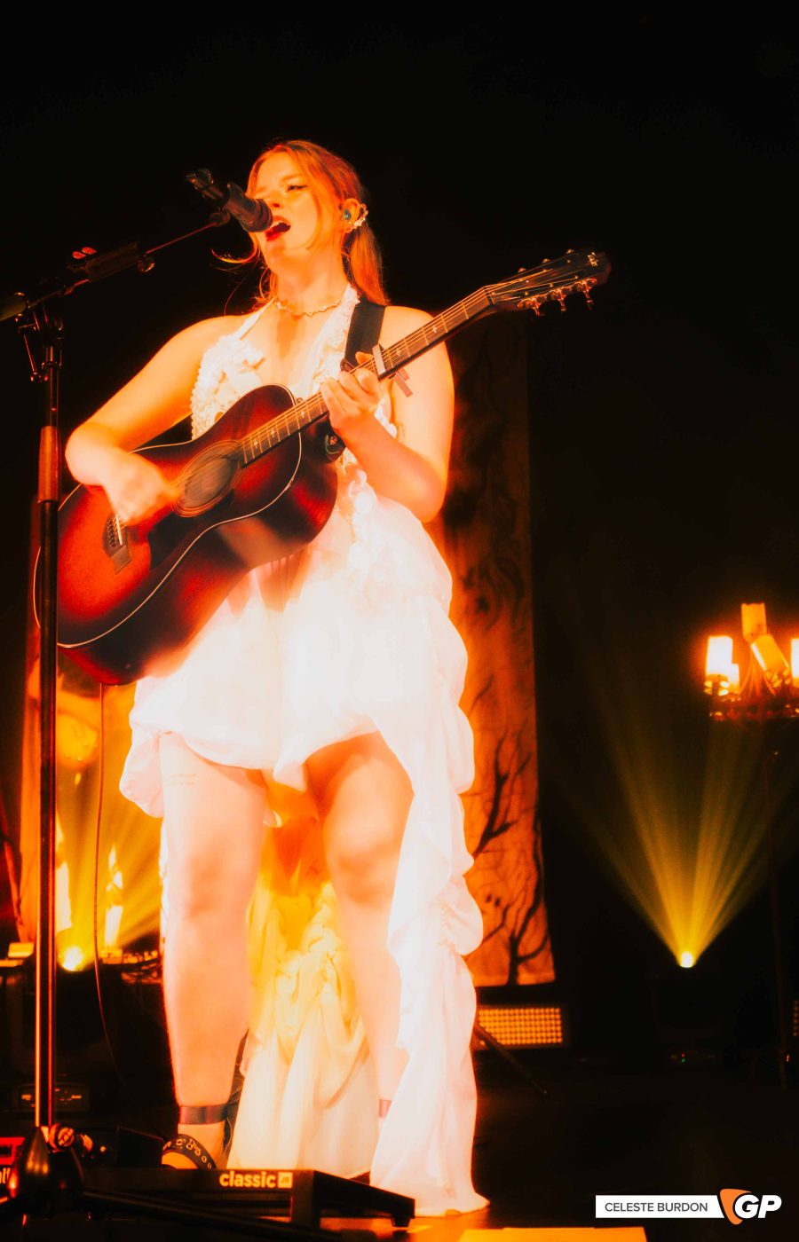Paris Paloma – The Olympia – Celeste Burdon – 8:06:255