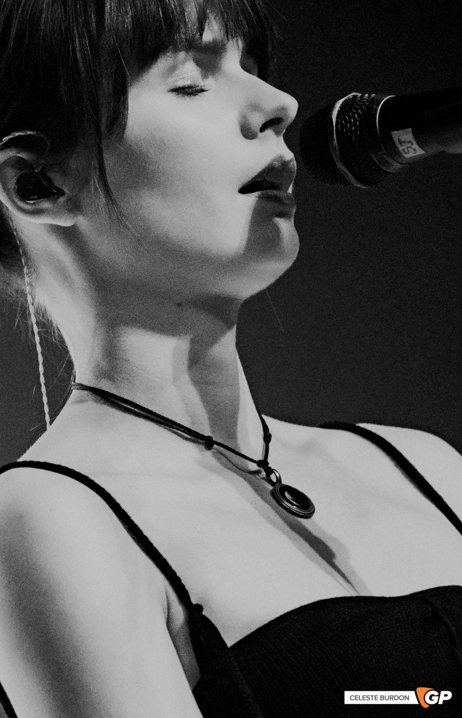 Support – SarahJulia – The Olympia – Celeste Burdon – 8:06:259