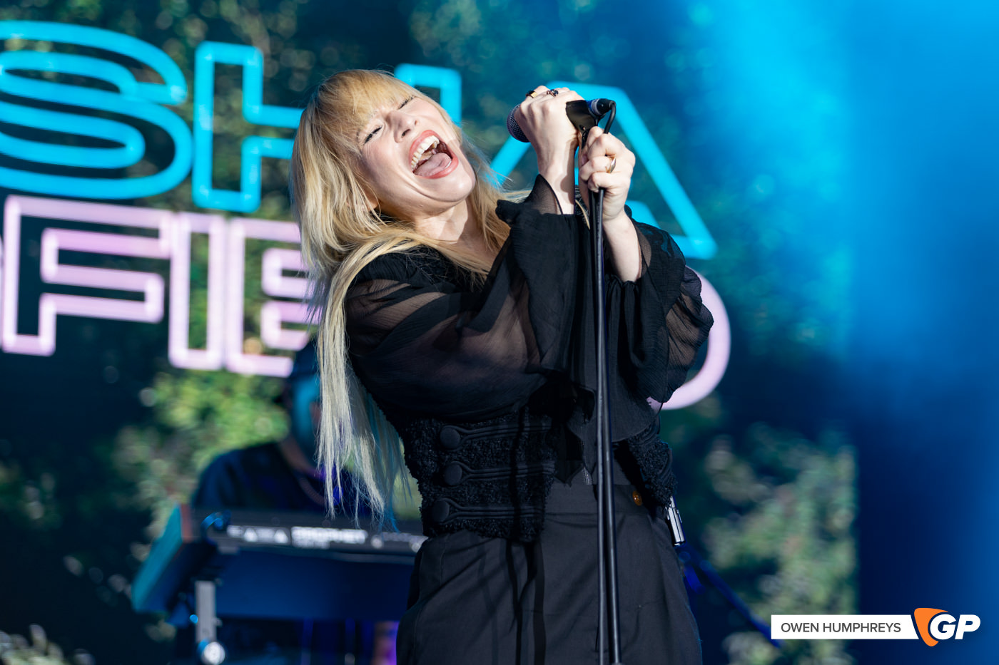Natasha Bedingfield at The Iveagh Gardens. Photo by Owen Humphreys www.owen.ie