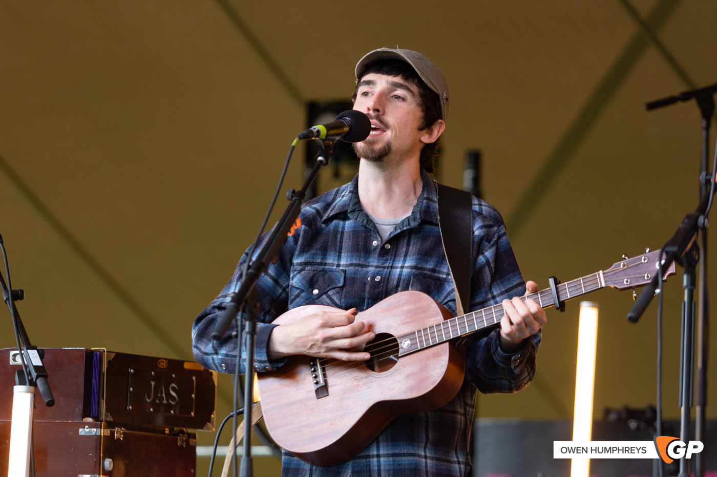 Ye Vagabonds at Hibernacle 2025. Photo by Owen Humphreys www.owen.ie