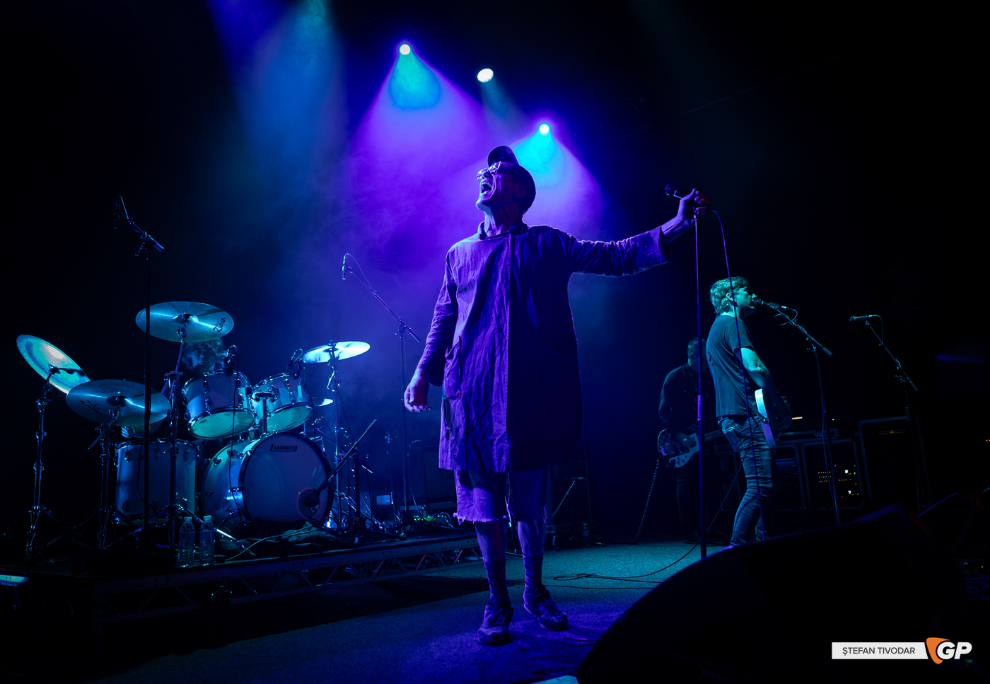 Michael Shannon & Jason Narducy play R.E.M. at Vicar Street 27 August 2025 Stefan Tivodar-5900