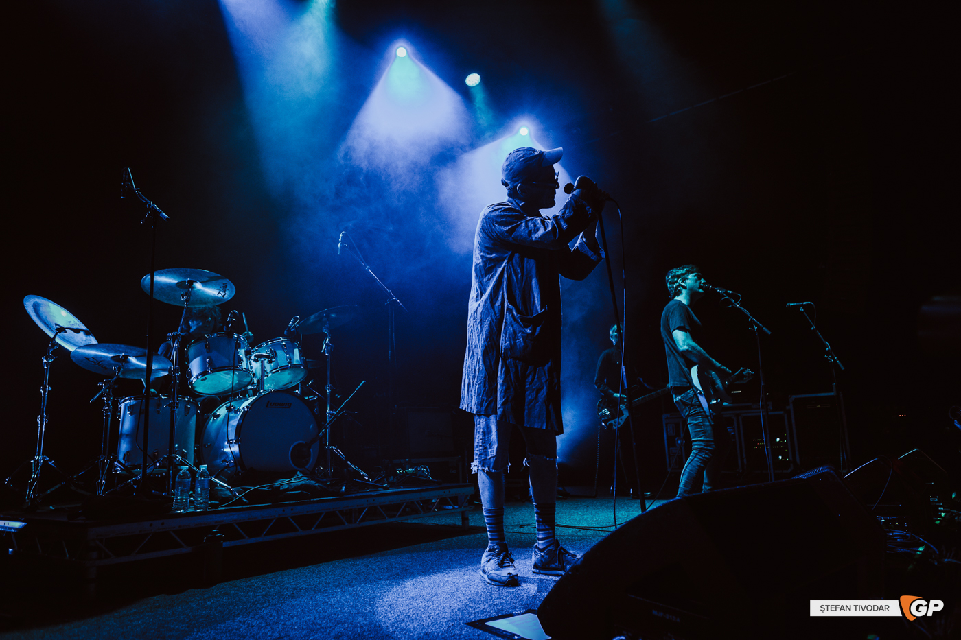 Michael Shannon & Jason Narducy play R.E.M. at Vicar Street 27 August 2025 Stefan Tivodar-5909